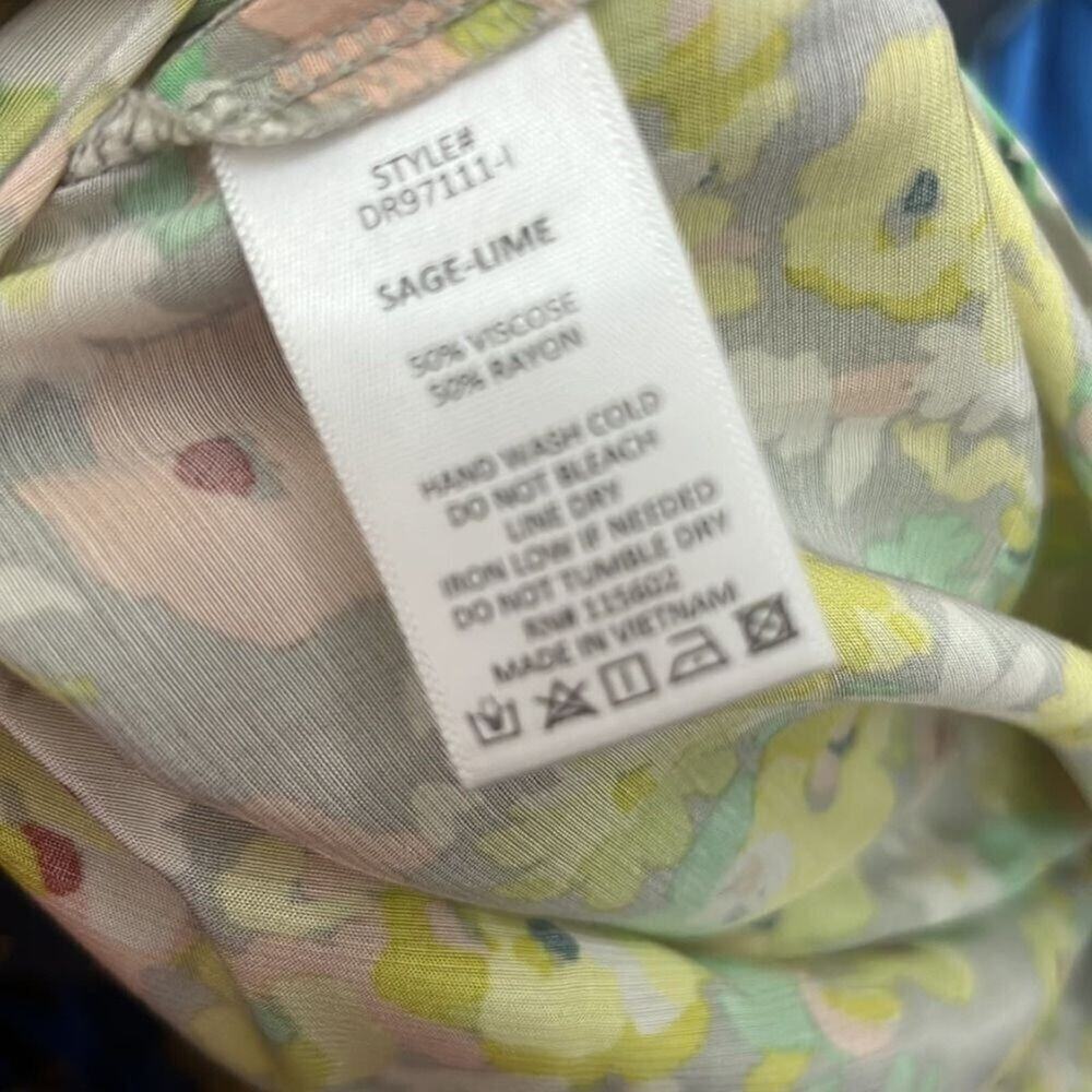 LUSH YELLOW DAISIES DRESS SIZE M - Picture 6 of 6